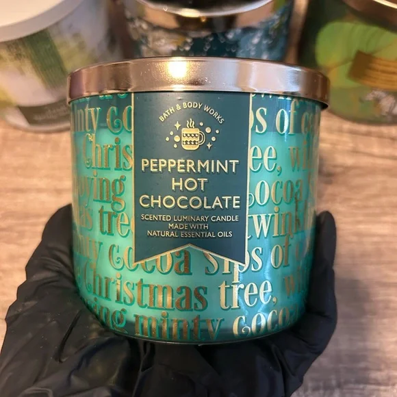 Bath & Body Works 3-Wick Candle - Picture 4 of 11